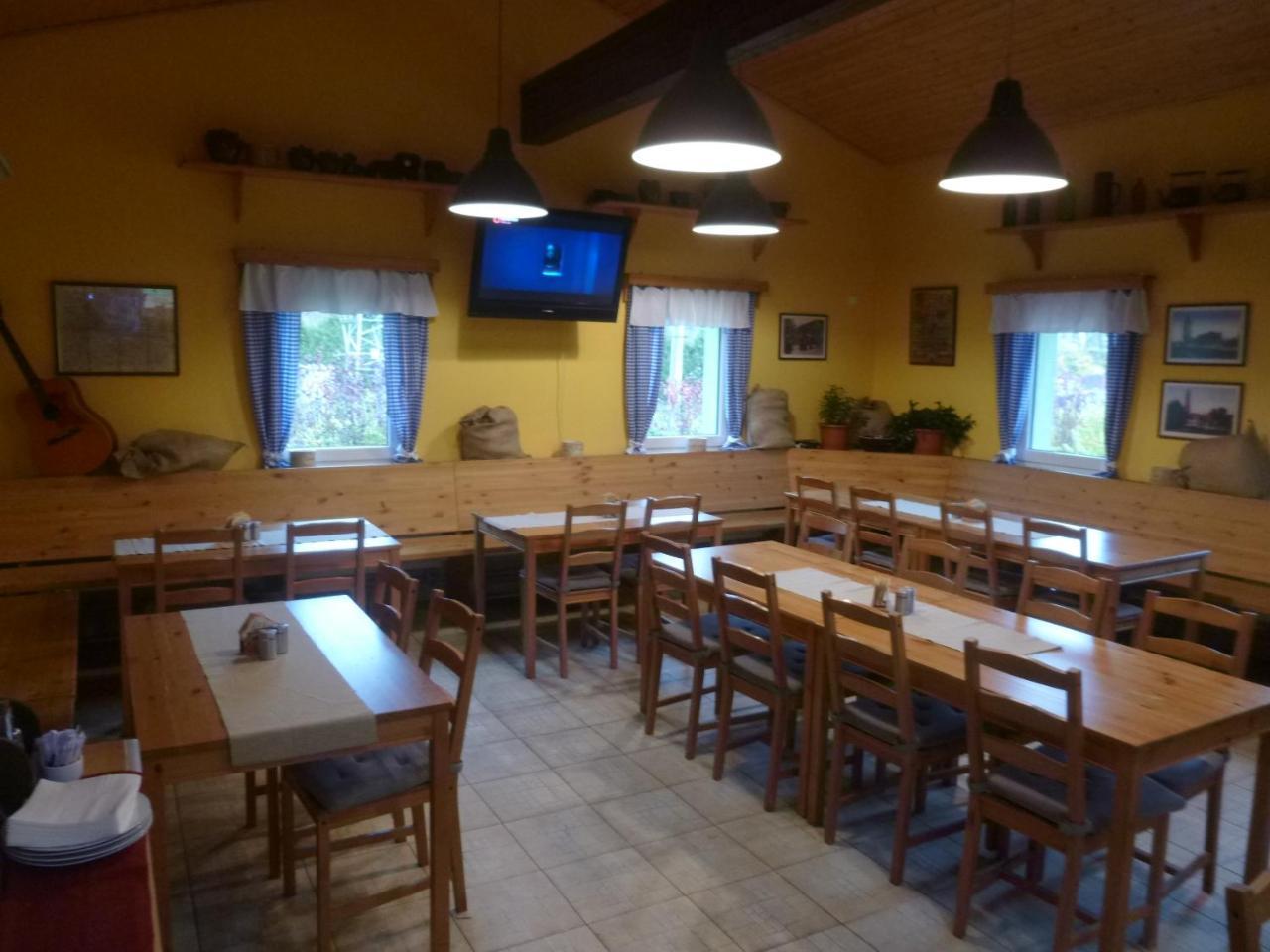 Penzion Sněženka Jiretin pod Bukovou Esterno foto